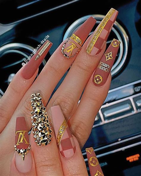 Louis Vuitton nails price